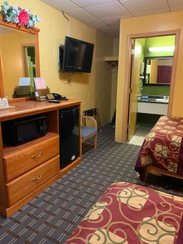 Motel Sleep-ees Inn