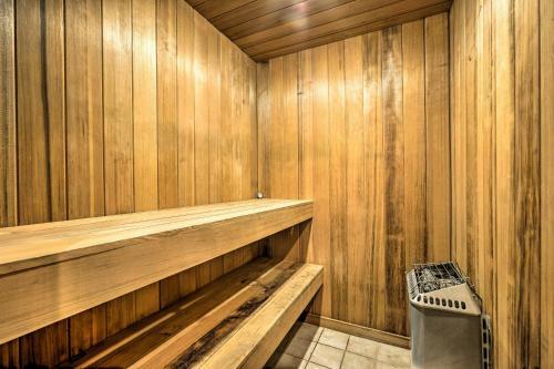 Spacious Dover Home With Sauna Less Than 5 Miles To Ski!