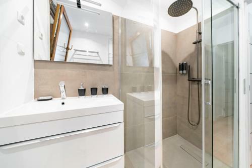 Apartamento Menton Cosy 2 Pi�ces R�nov� Avec Parking