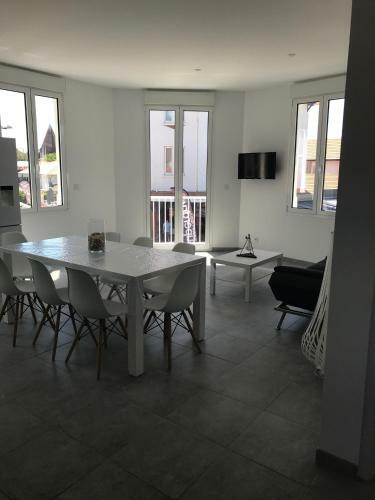 Apartamento Grand Appt T4 � 300m de L?oc�an