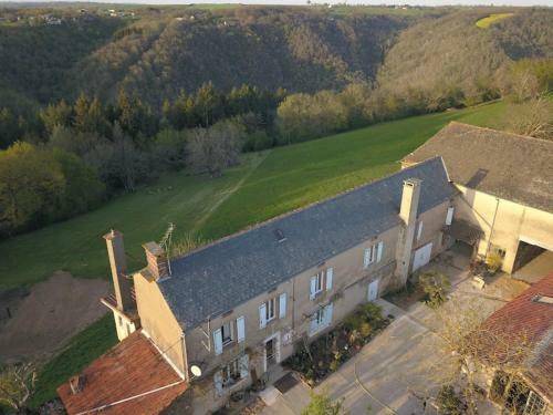 Bed & Breakfast Chez Alice,simplicit� Et Petite Piscine