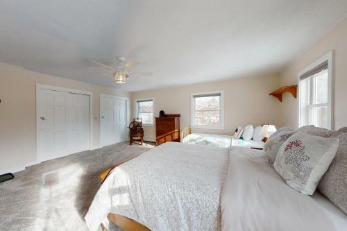 Renovated Family Farmhouse