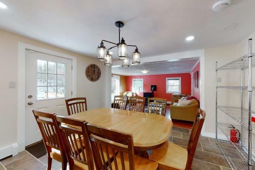Renovated Family Farmhouse