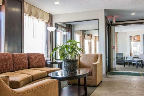 Motel Quality Inn Byron Center