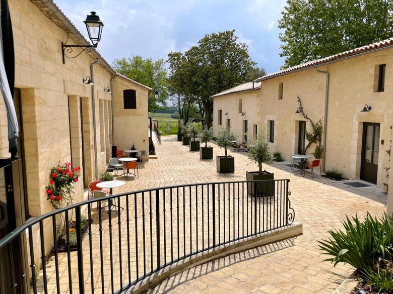 Hotel Aux Ducs De Sienne