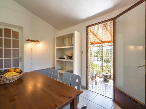 Majestic Villa In Montbrun With Private Heated Pool