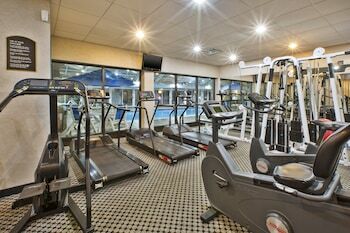 Holiday Inn Express Hotel & Suites - Belleville Area