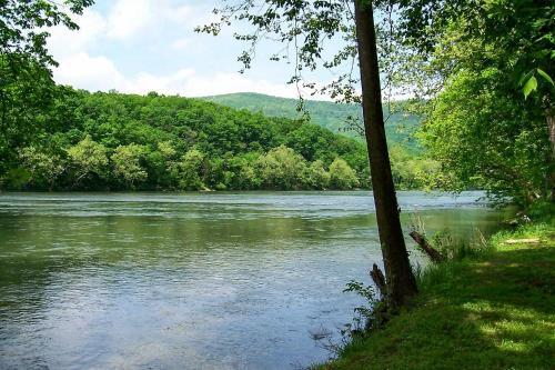 Shenandoah River Getaway Less Than 9 Miles To Luray!