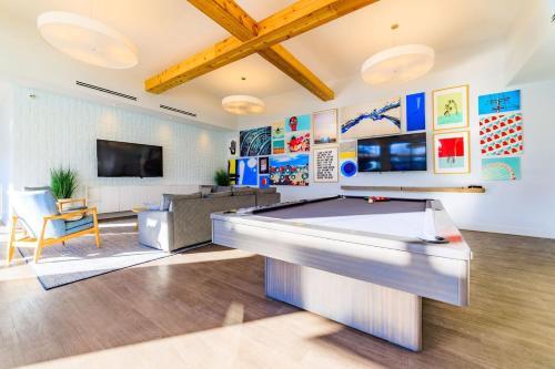 Apartamento Carytown Stay With *pool And Gym*