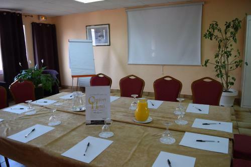 Hotel Confort H�tel