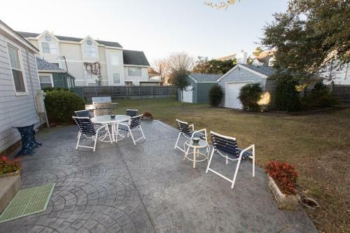 Kloeppel Cottage Home