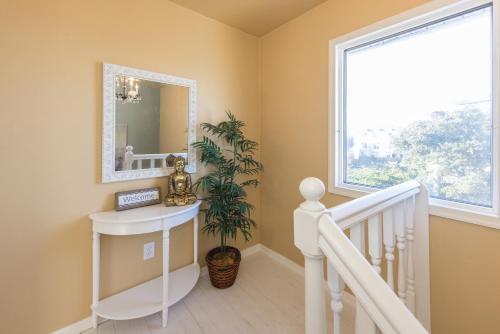 Dolphin Bay Home