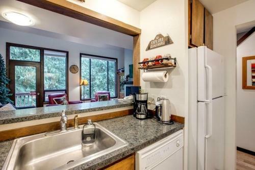 06sw - Fireplace - Withd - Kitchen - Sleeps 7 Home