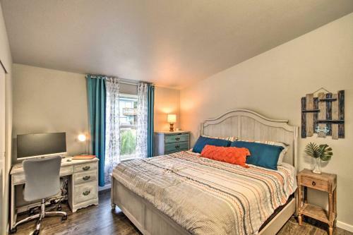 1-acre Home With Hot Tub 1 Mile To Beach Access!