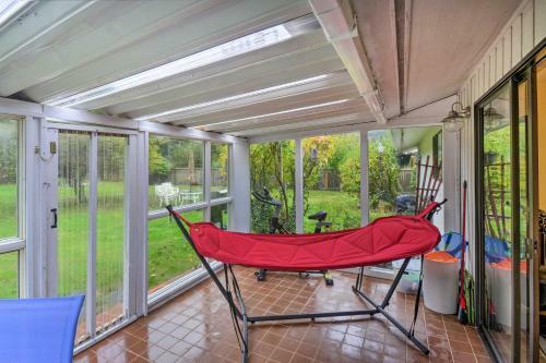 Moksha At The Shores - Idyllic Hoquiam Home