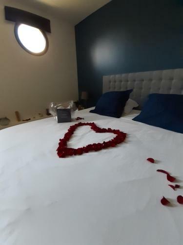 Bed & Breakfast L'escapade Lauragaise, Chambres Avec Spa Privatif