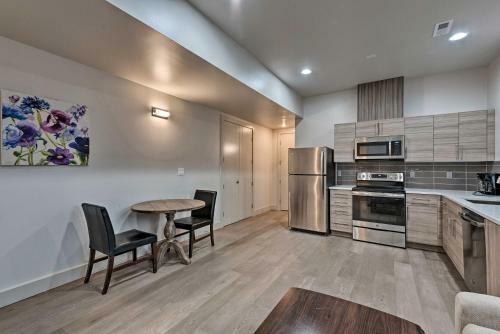 Apartamento Chic Apt 5 Mi From Wineries And 14 Mi To Seattle!