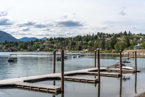 Yacinde At Wapato Point