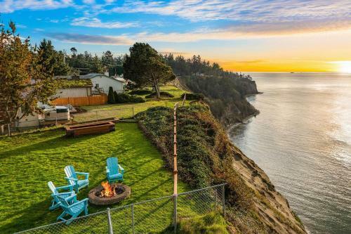 @ Marbella Lane ? Wave House, Your Oceanfront Retreat!