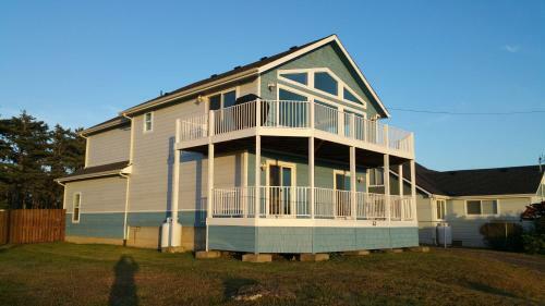 Sandys Pacific Beach House