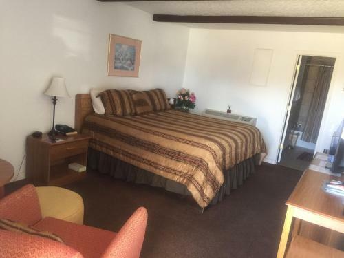 Rustic Motel Rolla