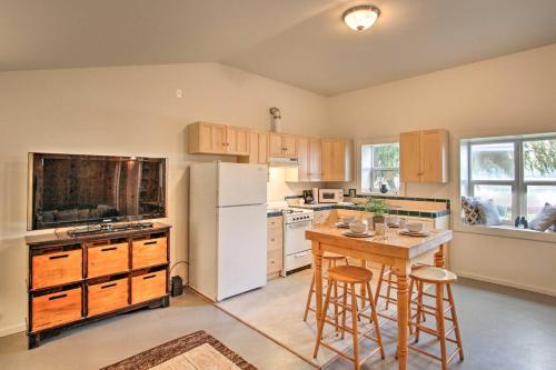 Updated Vashon Island Cabin With Puget Sound Views!