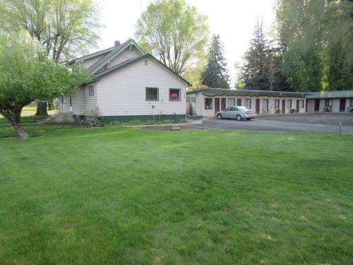 Hotel The Willows Motel