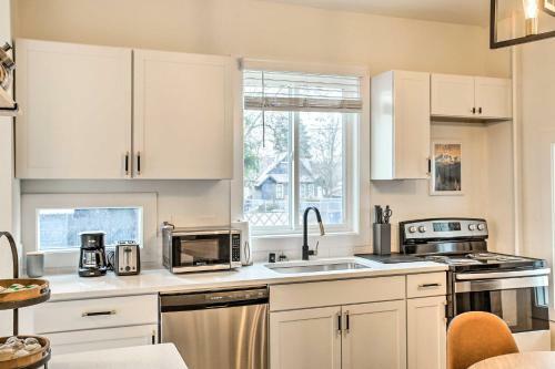 Apartamento Cozy Eclectic Home About 1 Mi To Downtown Spokane