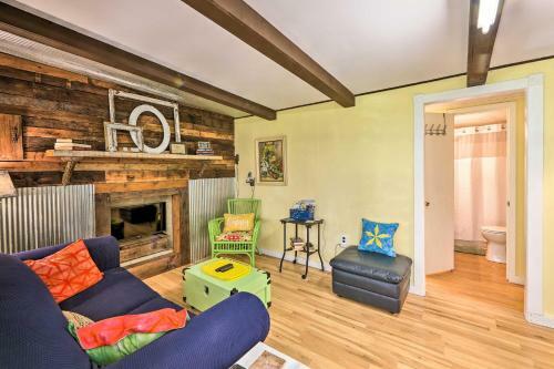 Rustic Hideaway With Fire Pit Less Than 1 Mi To River!