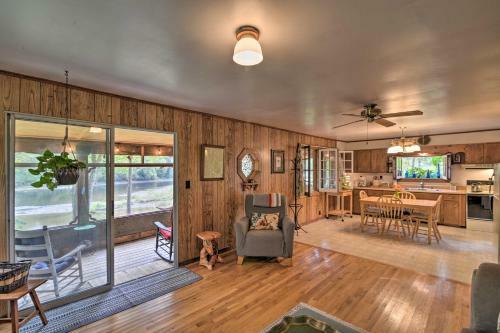 Charming Parsons Cabin On The Cheat River!