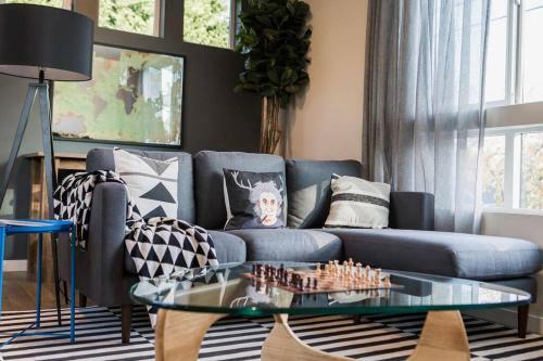 Emerald City Retreat By Homeslice Stays