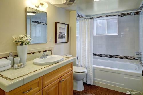Bed & Breakfast Comfy Sunny Room Near U-district And Downtown