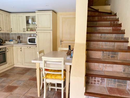 Bed & Breakfast Chambres D'h�tes Et Studios de Charme - A Mandria