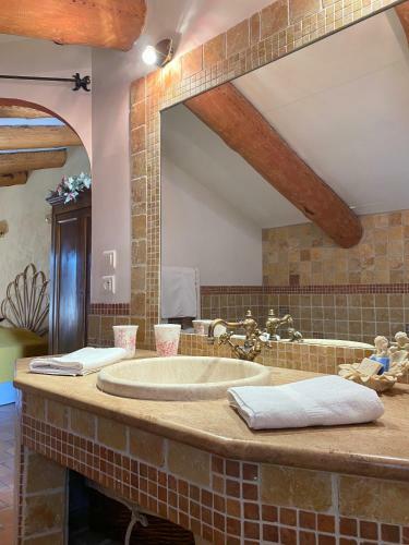 Bed & Breakfast Chambres D'h�tes Et Studios de Charme - A Mandria
