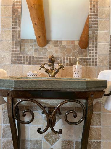 Bed & Breakfast Chambres D'h�tes Et Studios de Charme - A Mandria