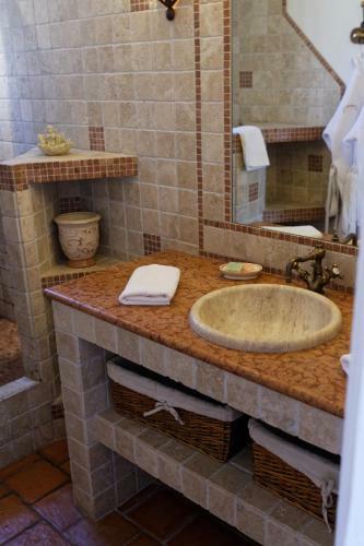 Bed & Breakfast Chambres D'h�tes Et Studios de Charme - A Mandria