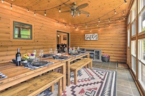 Hillside Hideaway With Hot Tub And Heated Patio!