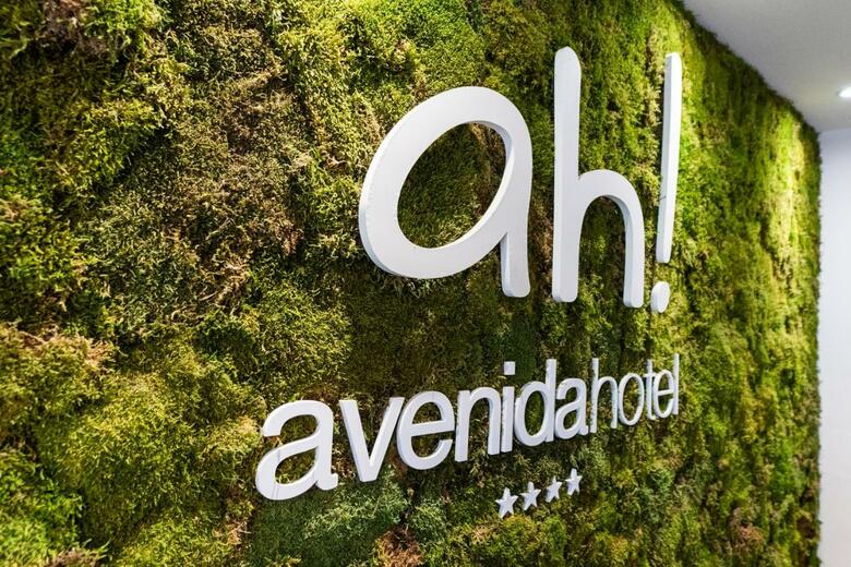 Avenida Hotel Almer�a