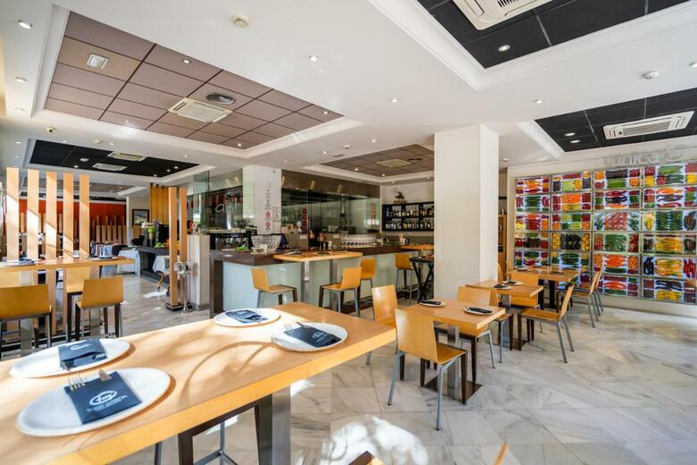 Avenida Hotel Almer�a