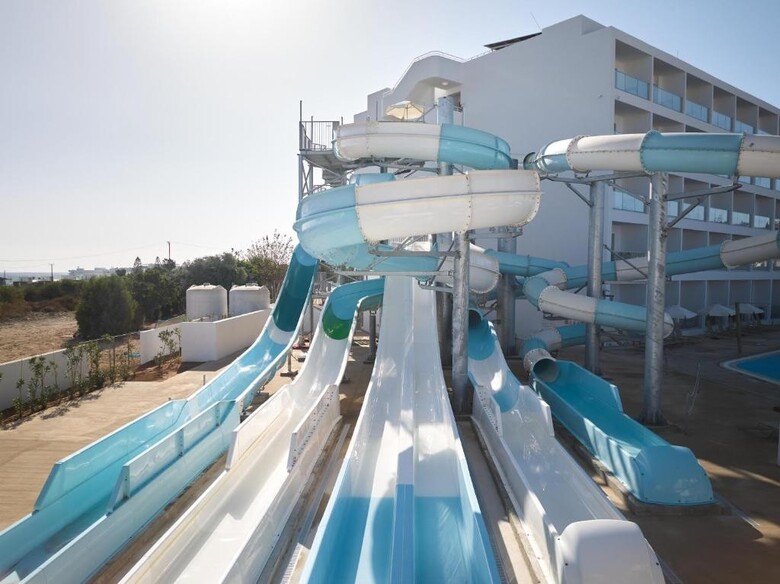 Aparthotel Maris Grand Waterpark Resort