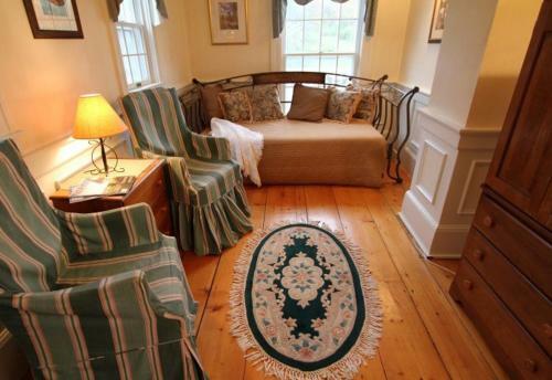 Bed & Breakfast Youngtown Inn
