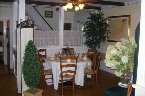Bed & Breakfast Youngtown Inn