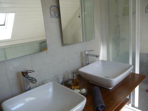 Bed & Breakfast � La Maison Jaune