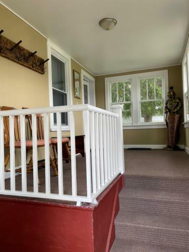 Good Knight Inn - Cozy Home Close To Fun Activities