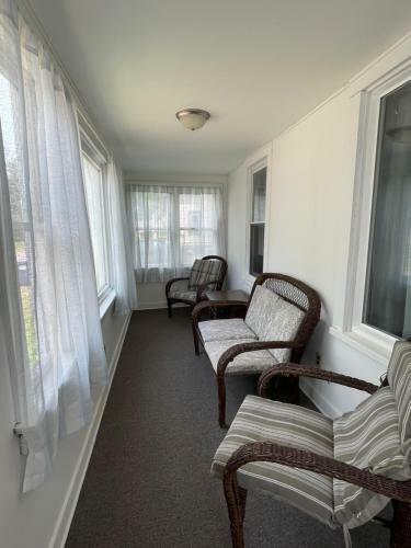 Good Knight Inn - Cozy Home Close To Fun Activities