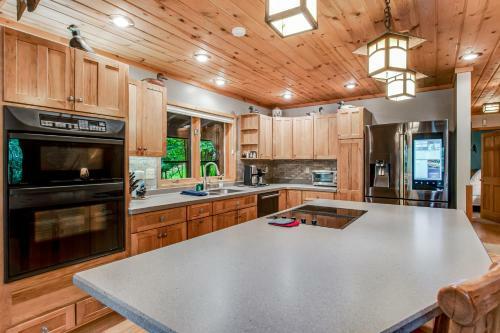 Cranberry Cove Lodge
