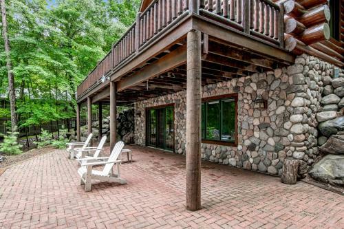 Cranberry Cove Lodge