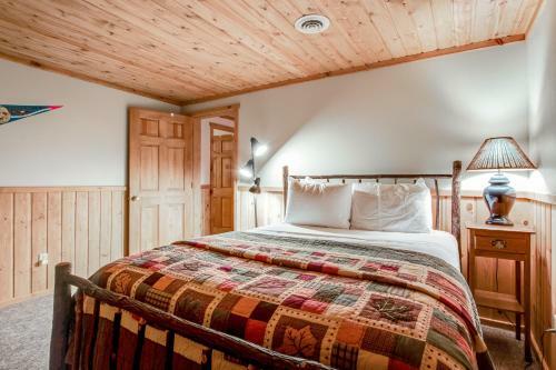 Cranberry Cove Lodge