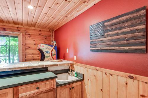 Cranberry Cove Lodge