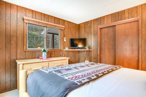Catfish Lake Home